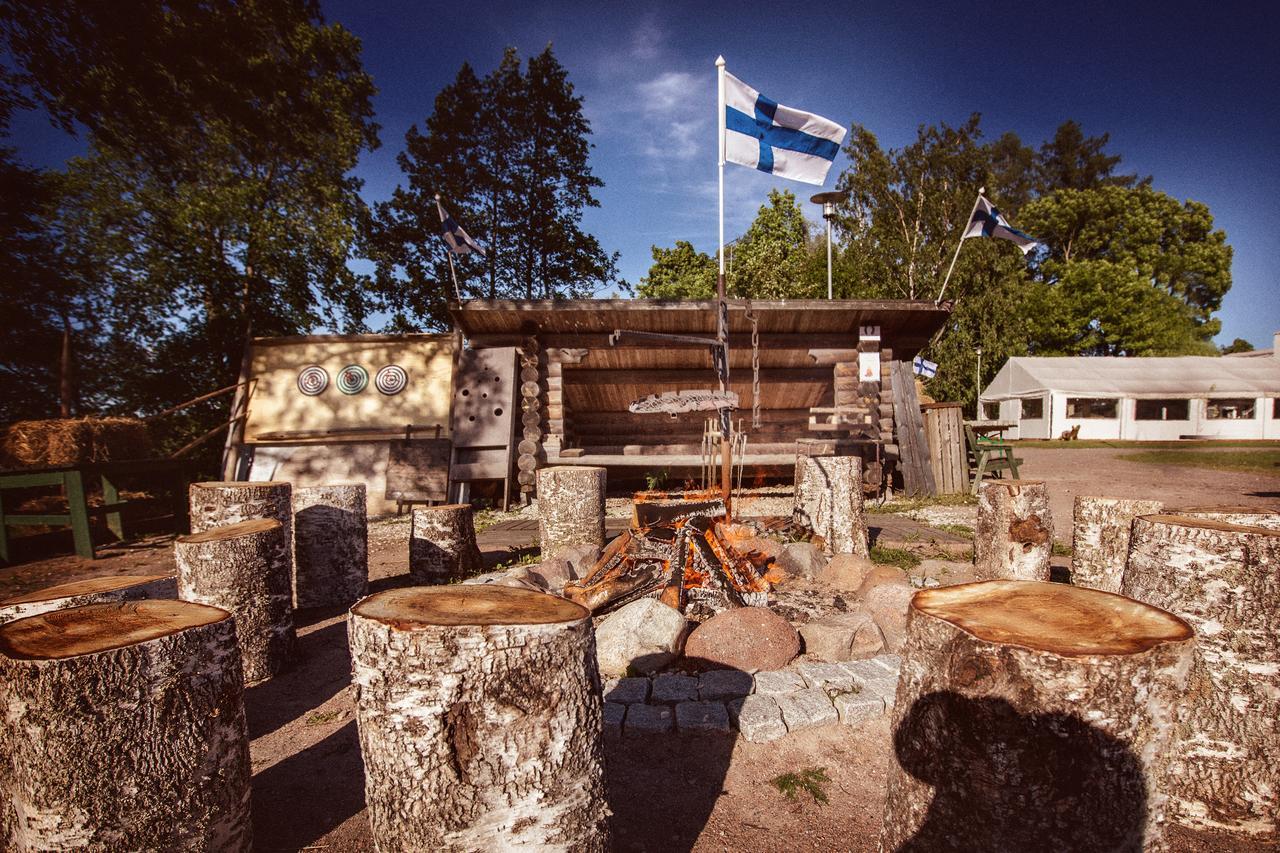 Hotelli Gustavelund トゥースラ エクステリア 写真